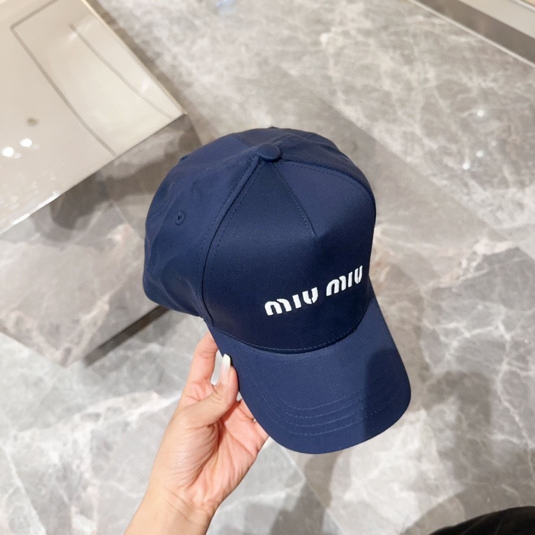 Miu Miu Caps